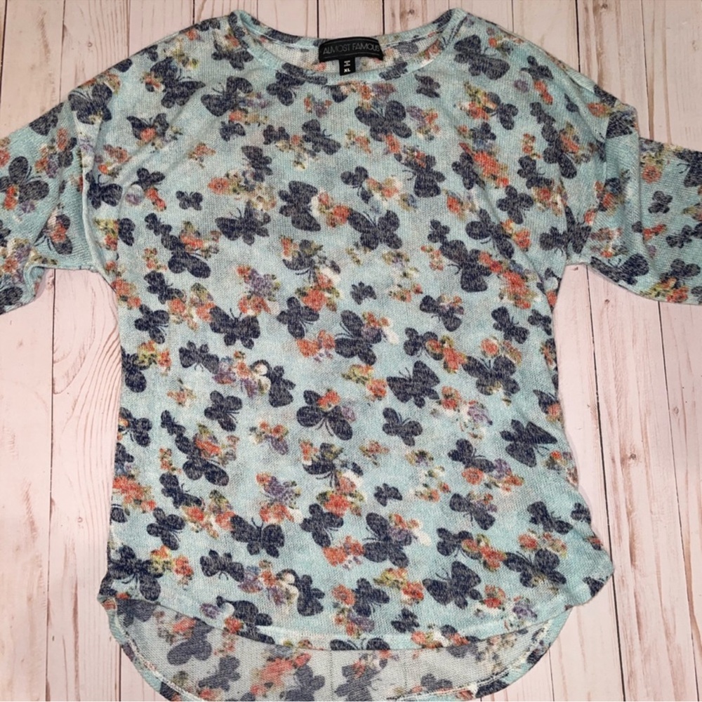Almost Famous top